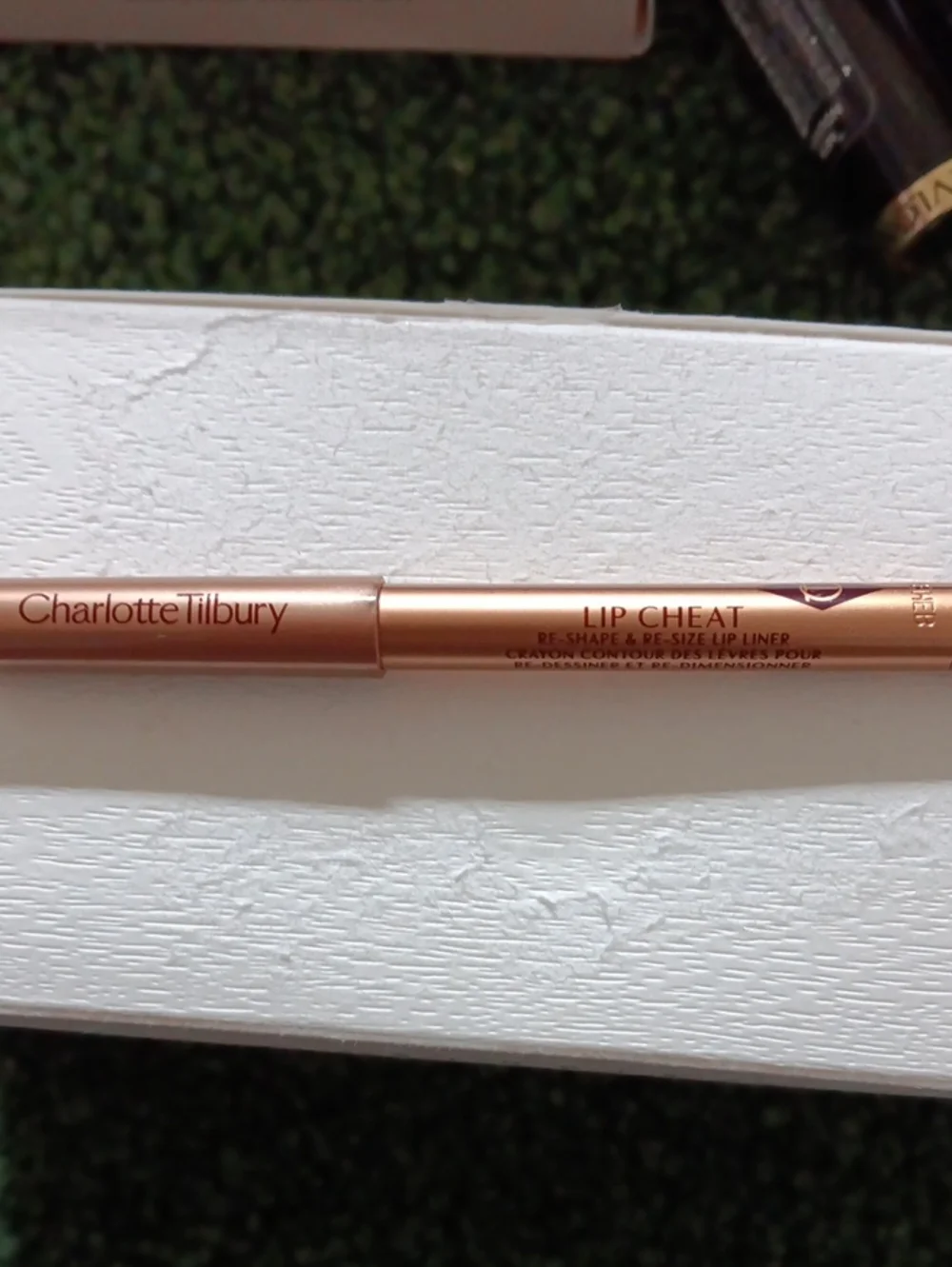 Charlotte Tilbury Lip Cheat Lip Liner in Iconic Nude